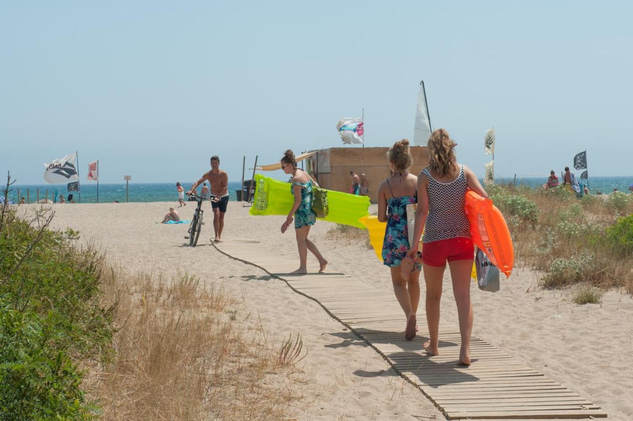Camping & Bungalows Platja Brava Pals Bagian luar foto