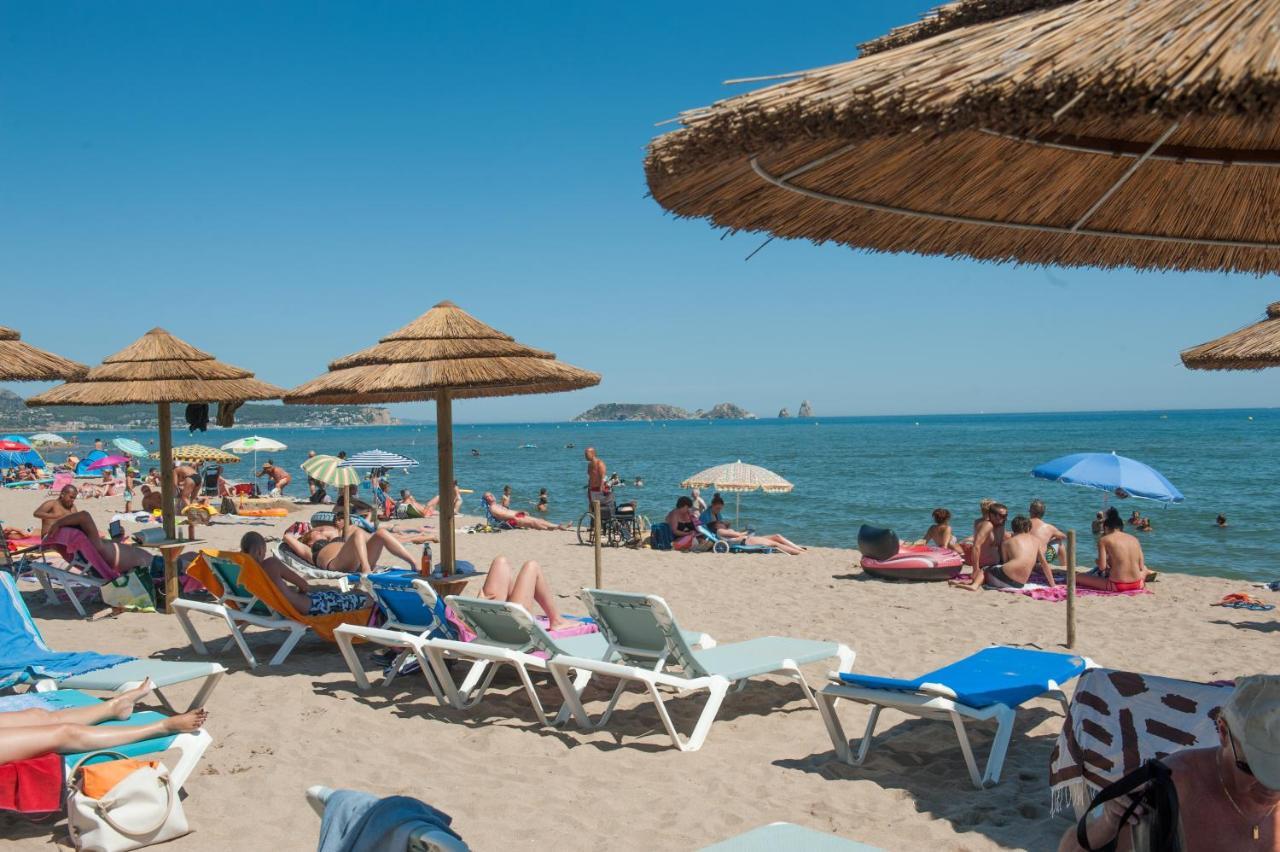 Camping & Bungalows Platja Brava Pals Bagian luar foto