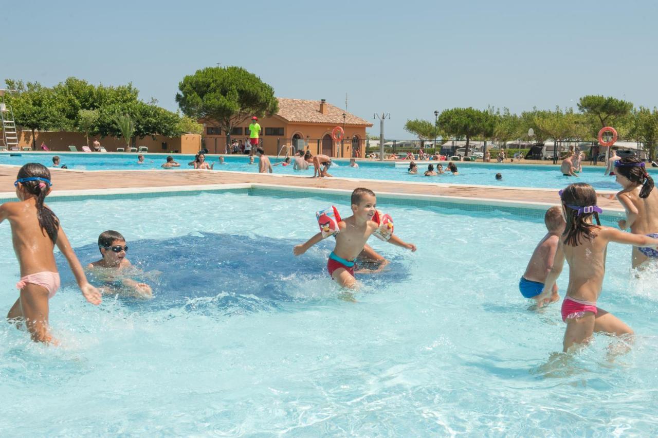Camping & Bungalows Platja Brava Pals Bagian luar foto