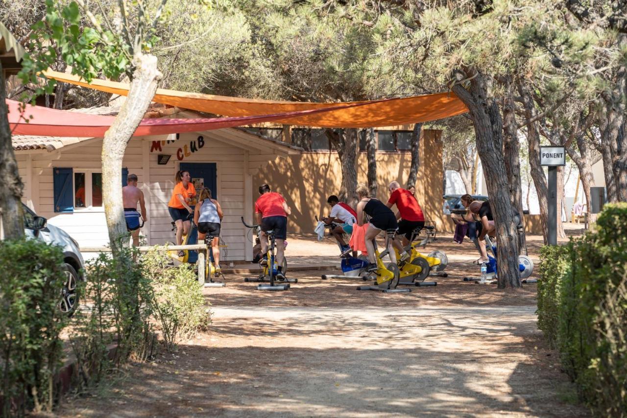 Camping & Bungalows Platja Brava Pals Bagian luar foto