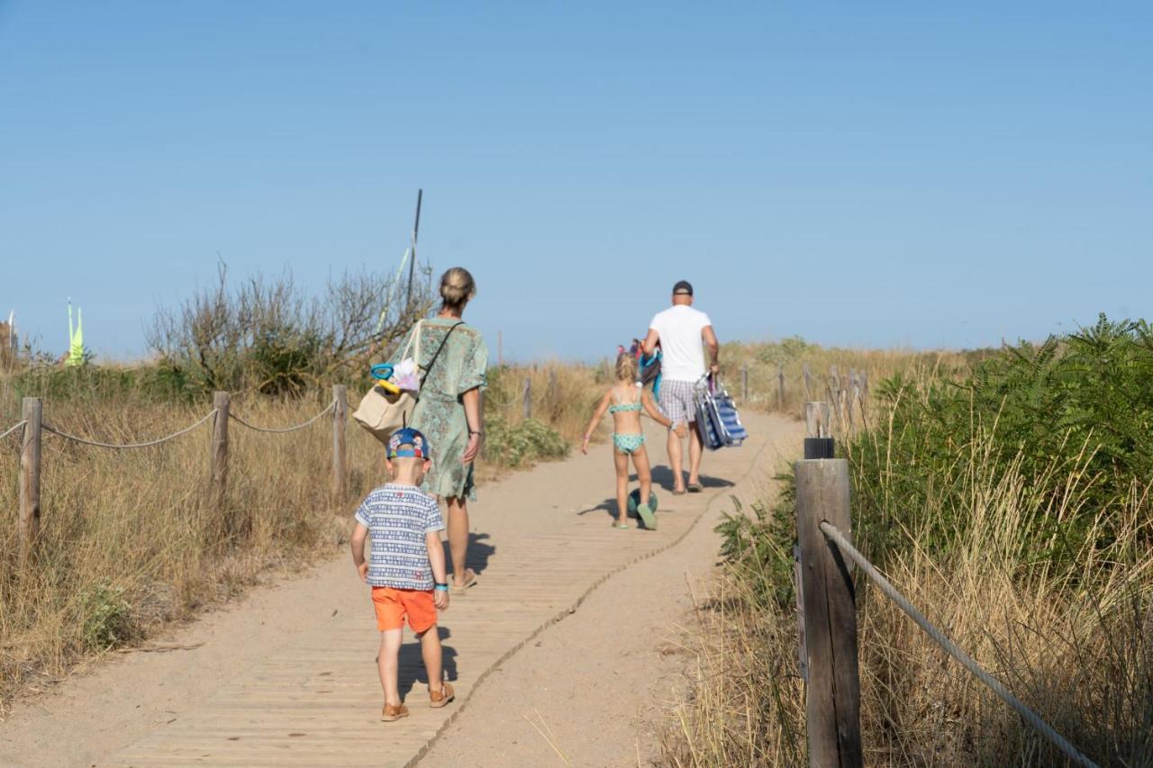 Camping & Bungalows Platja Brava Pals Bagian luar foto