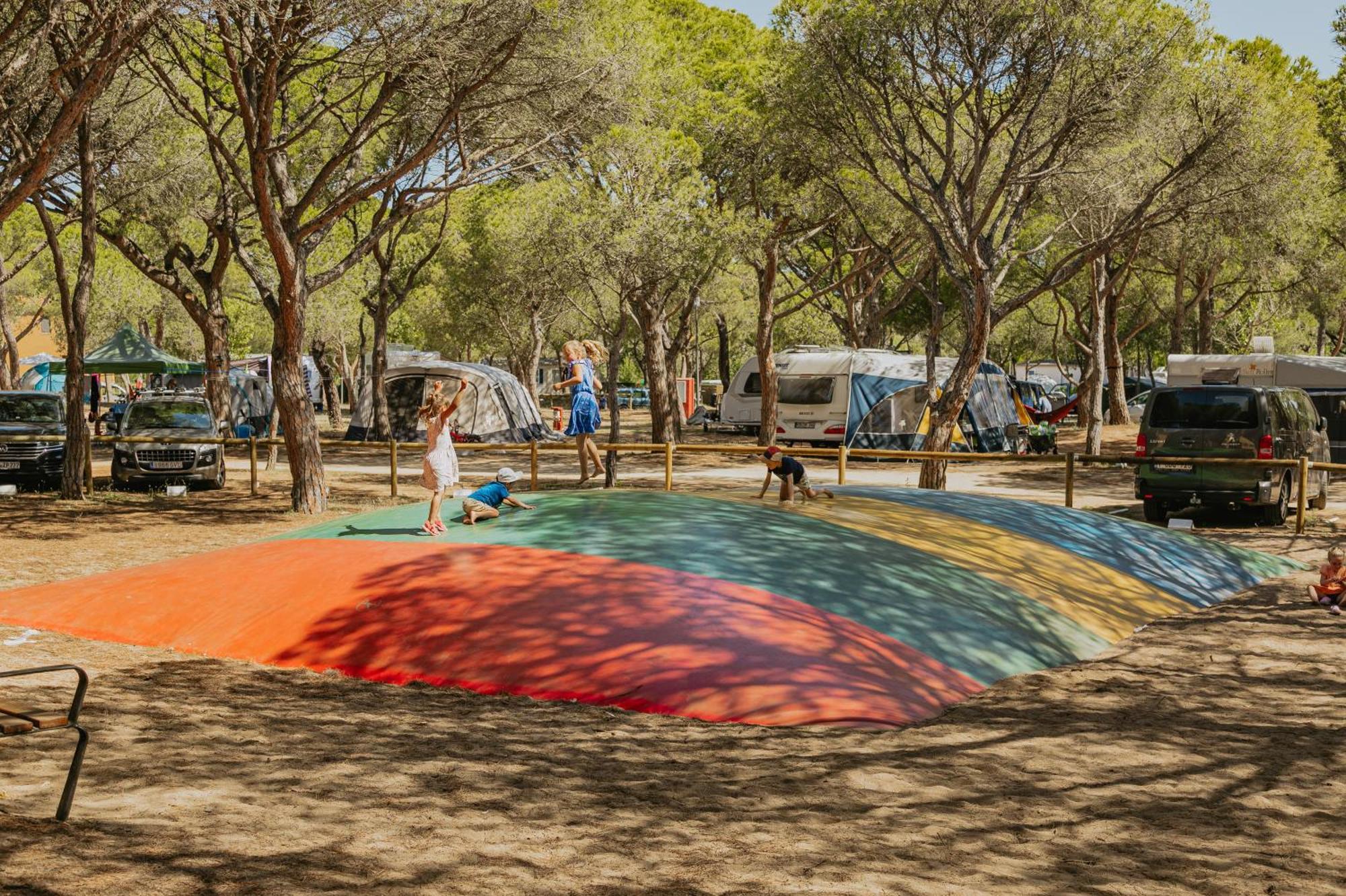 Camping & Bungalows Platja Brava Pals Bagian luar foto